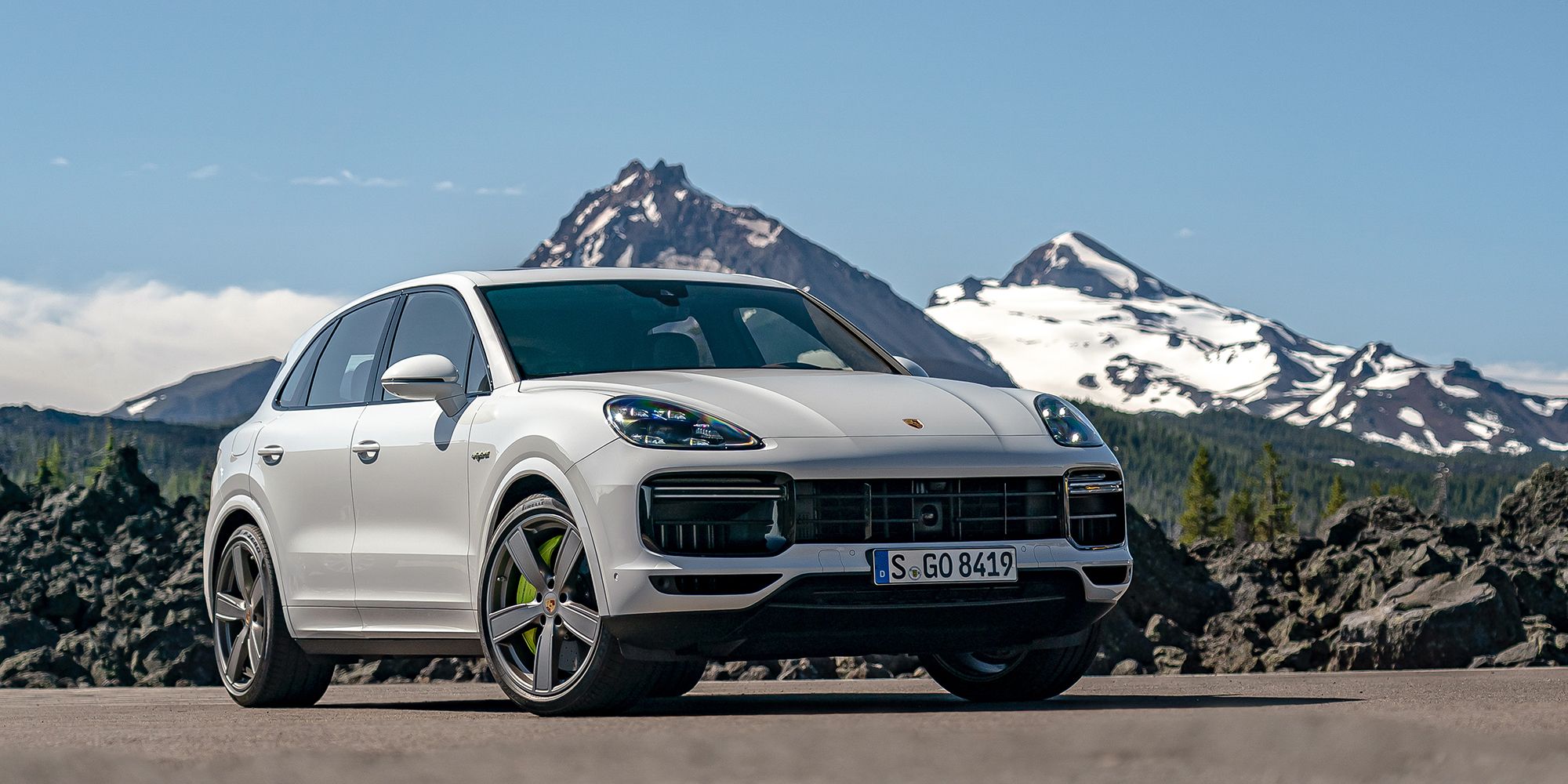 The front of the Porsche Cayenne Turbo S E-Hybrid