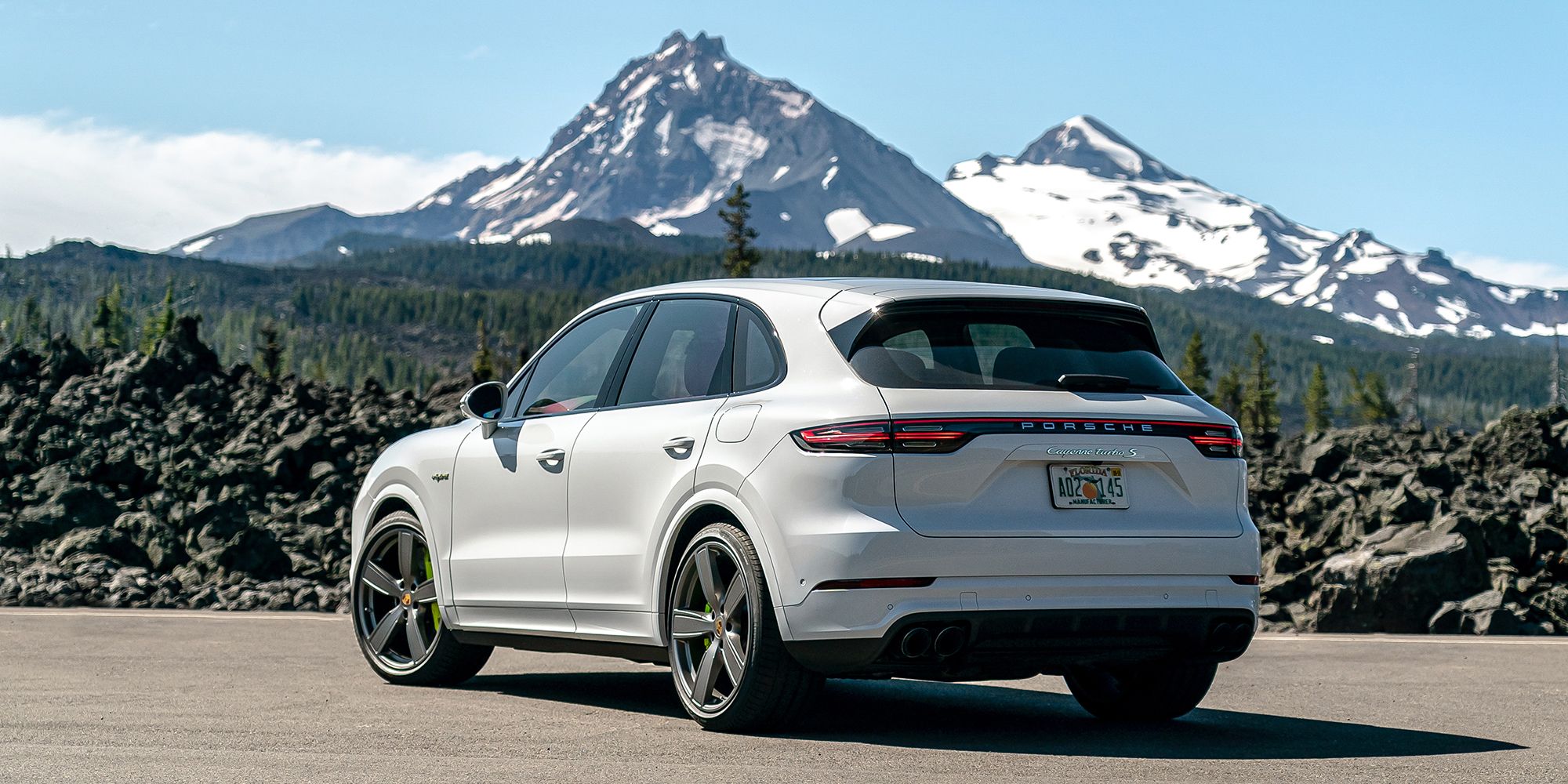 The rear of the Cayenne Turbo S E-Hybrid