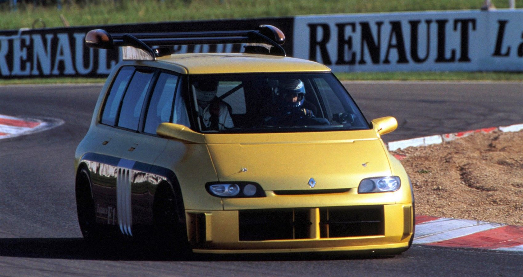 Renault Espace F1 - Front view
