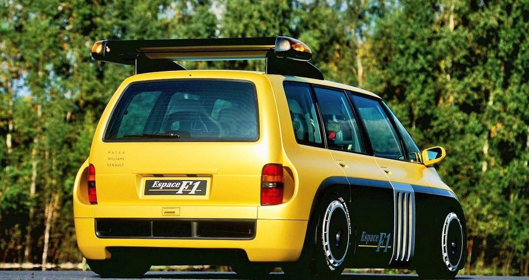 Renault Espace F1 - Rear View