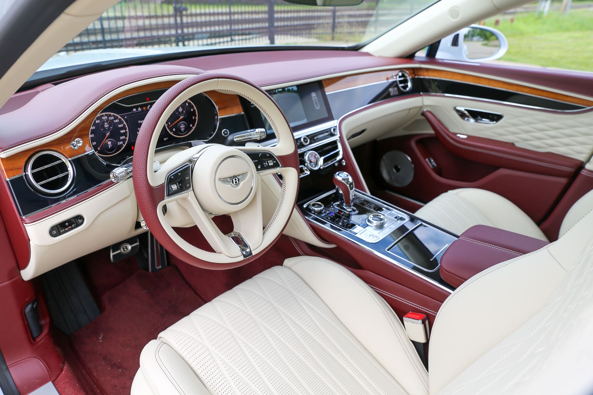 Here's Why The Bentley Flying Spur Has The Best Interior Cabin Of Any Car