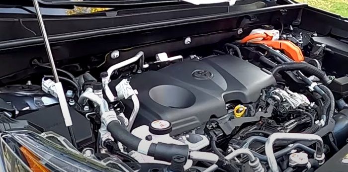 Toyota RAV4 Prime Engine