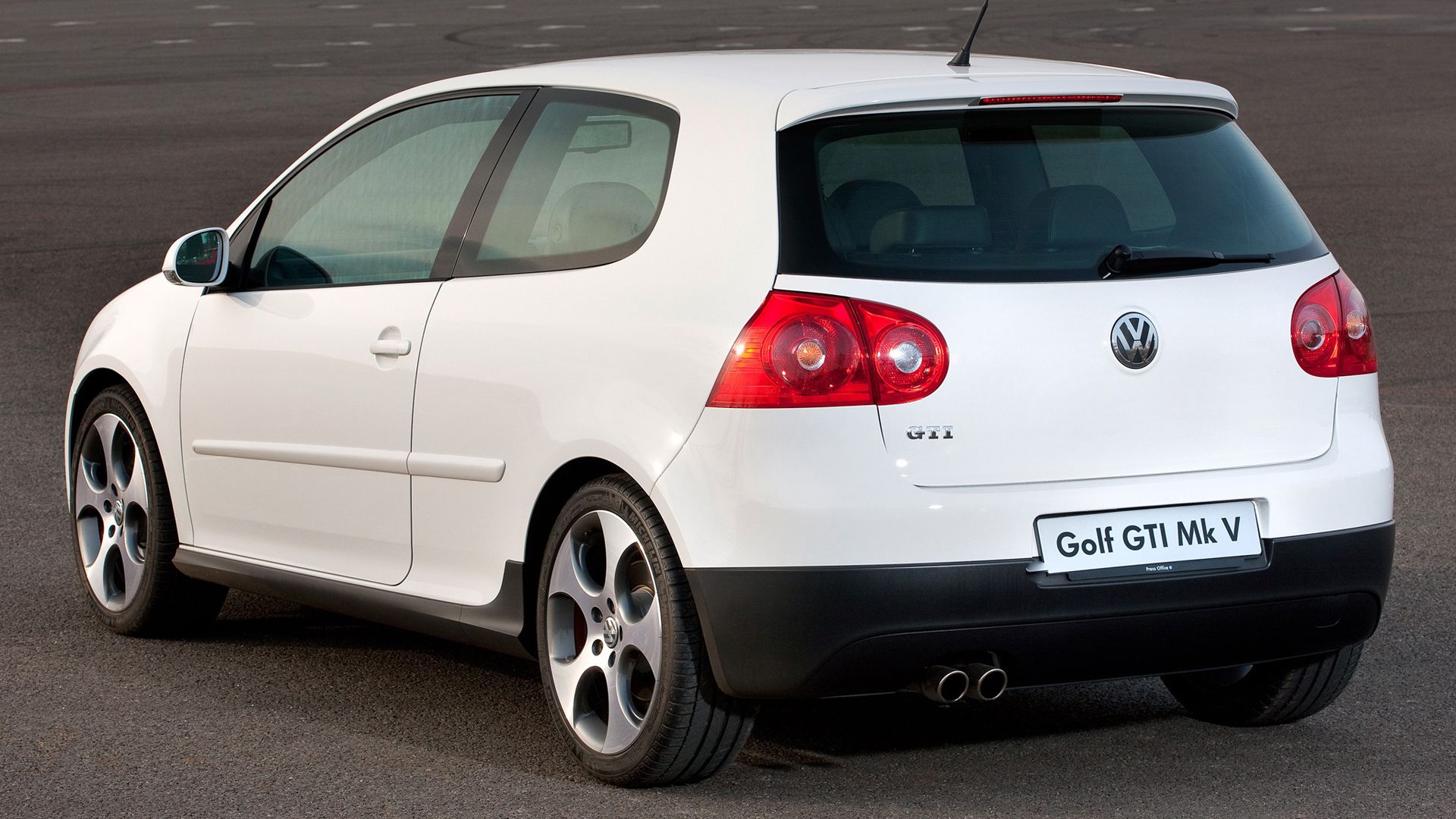 The rear of the Mk5 Golf GTI