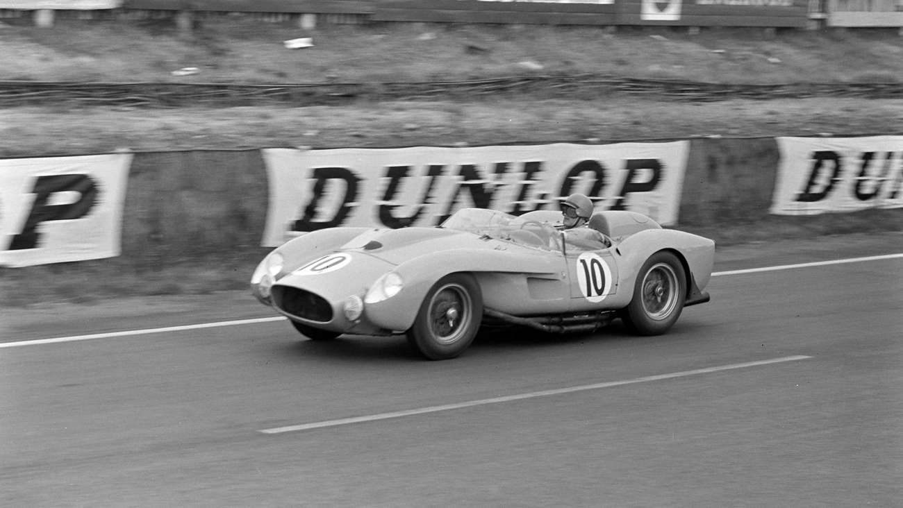 greatest-ferrari-racing-cars-3-ferrari-250-testa-rossa-le-mans-1959-lucien-bianchi-mi-goodwood-03062020