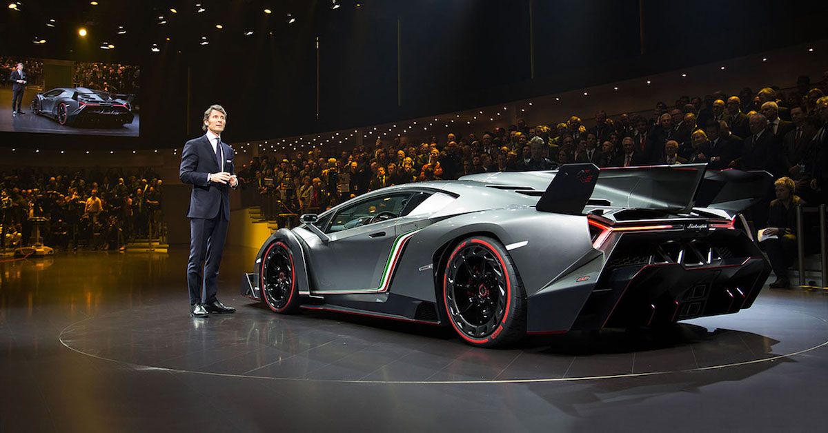 lamborghini_veneno_vw_group_night