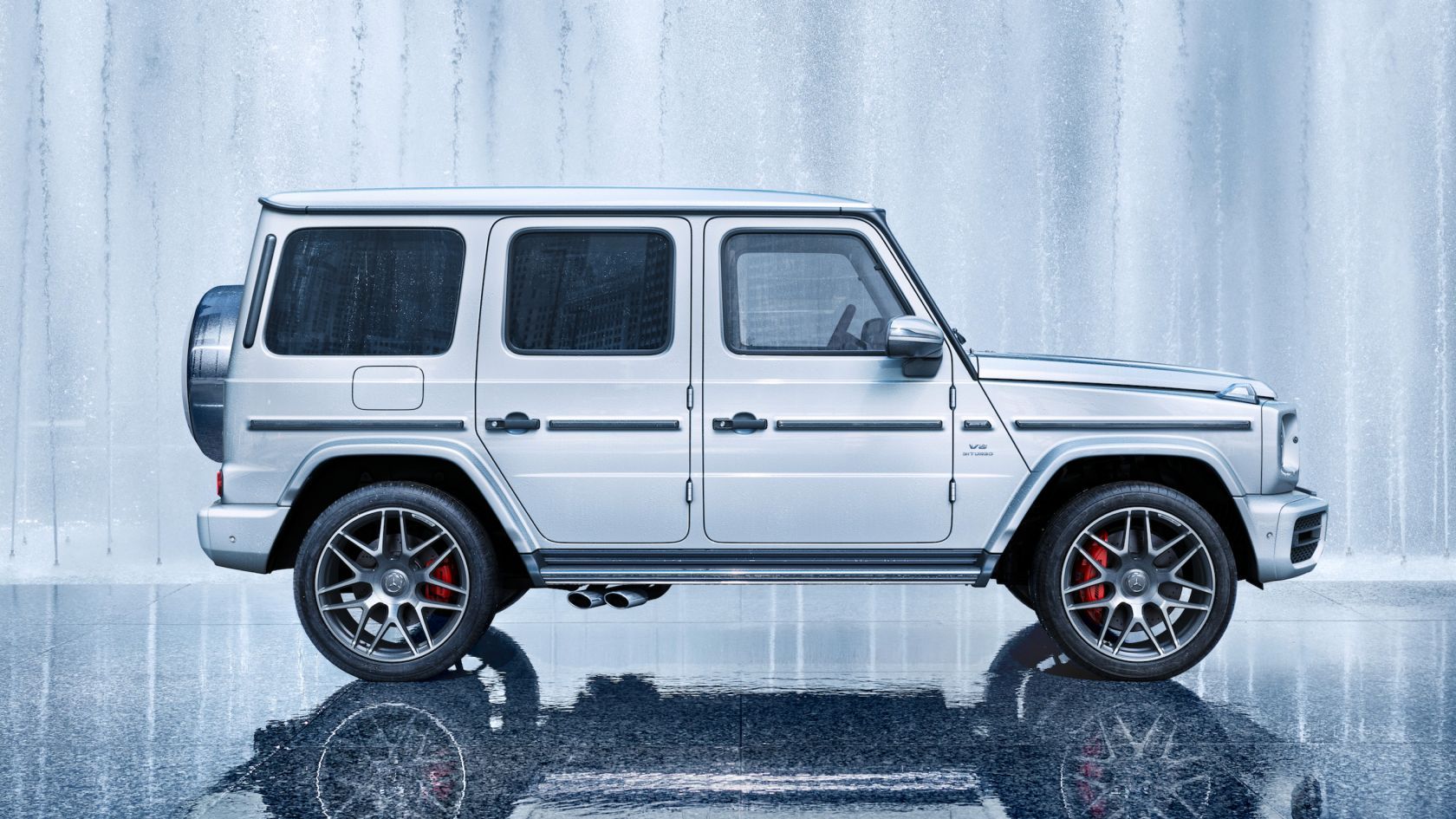Here’s Why The MercedesBenz GWagon Is The Most Badass Luxury SUV