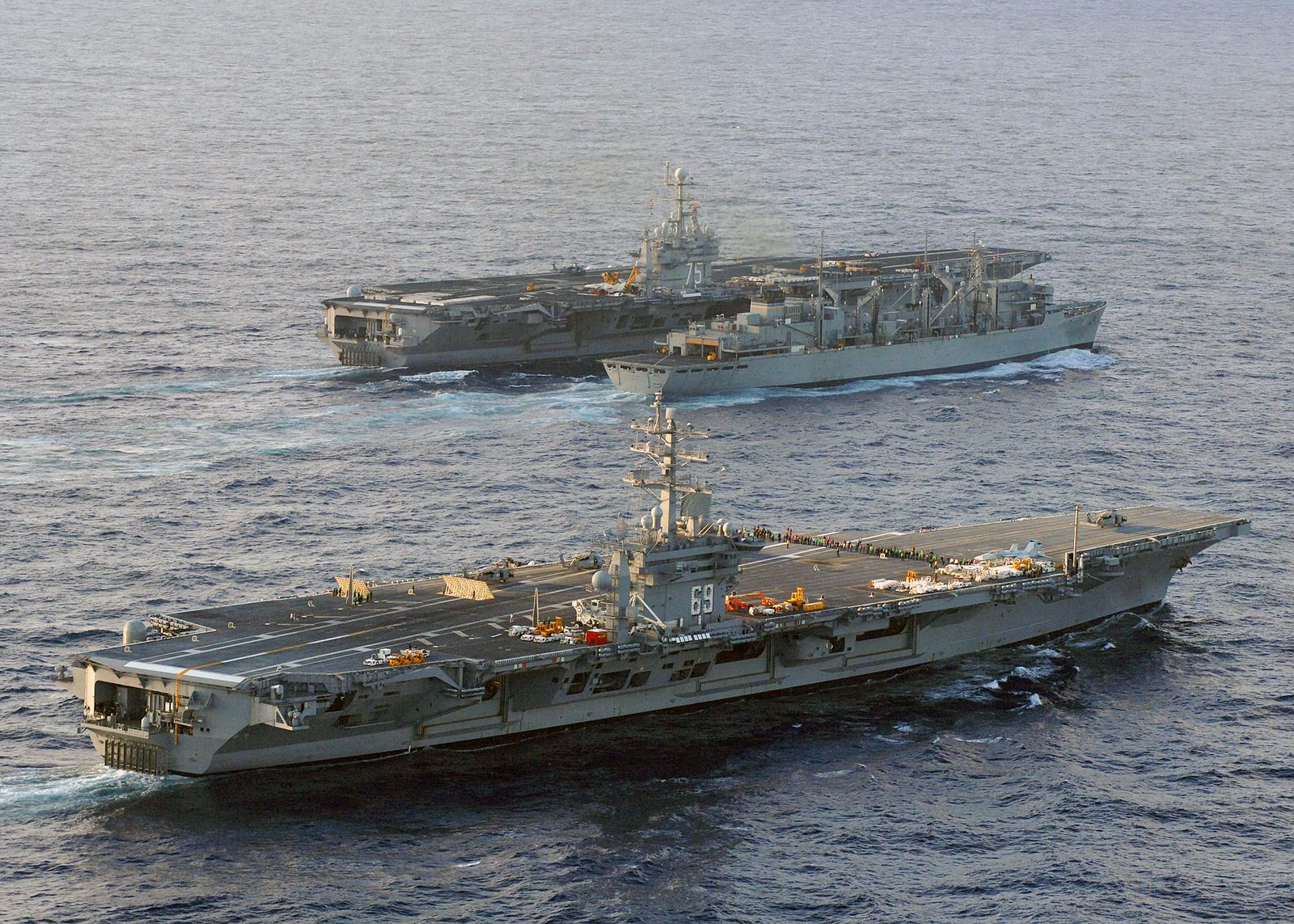 the-us-navy-usn-nimitz-class-aircraft-carrier-uss-dwight-d-eisenhower-cvn-69-4a4a40-1600
