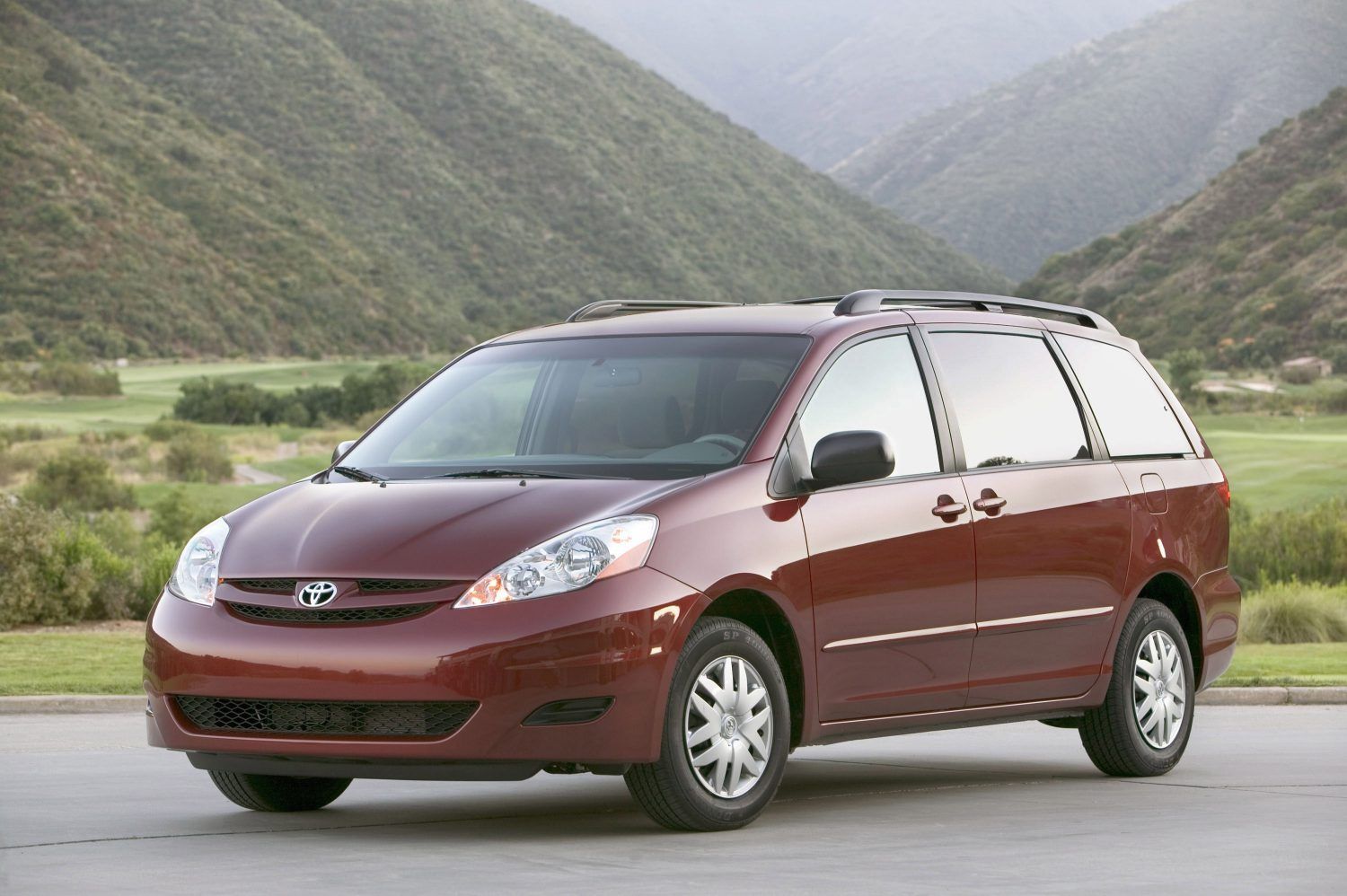 here-s-what-everyone-forgot-about-the-toyota-sienna