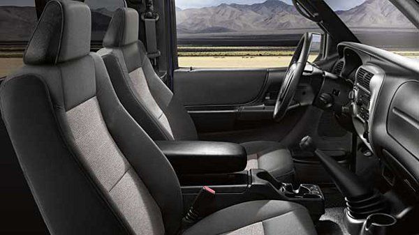 2010 Ford Ranger Front Seats