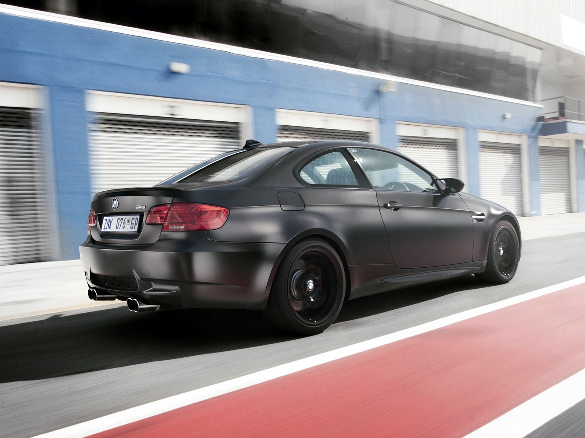2013-BMW-M3-Frozen-Edition-004-1440
