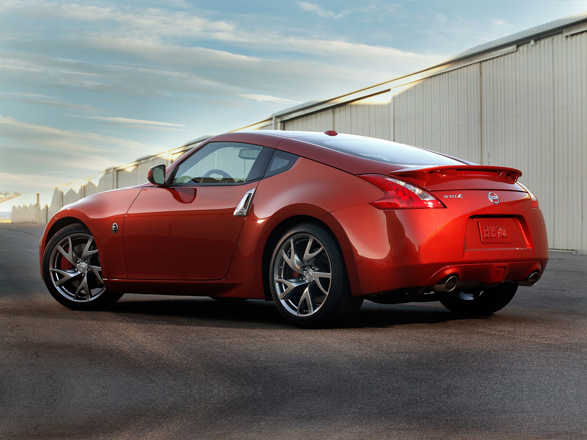 Nissan 350Z Vs 370Z Here's Which Sports Car Is Better Value Used