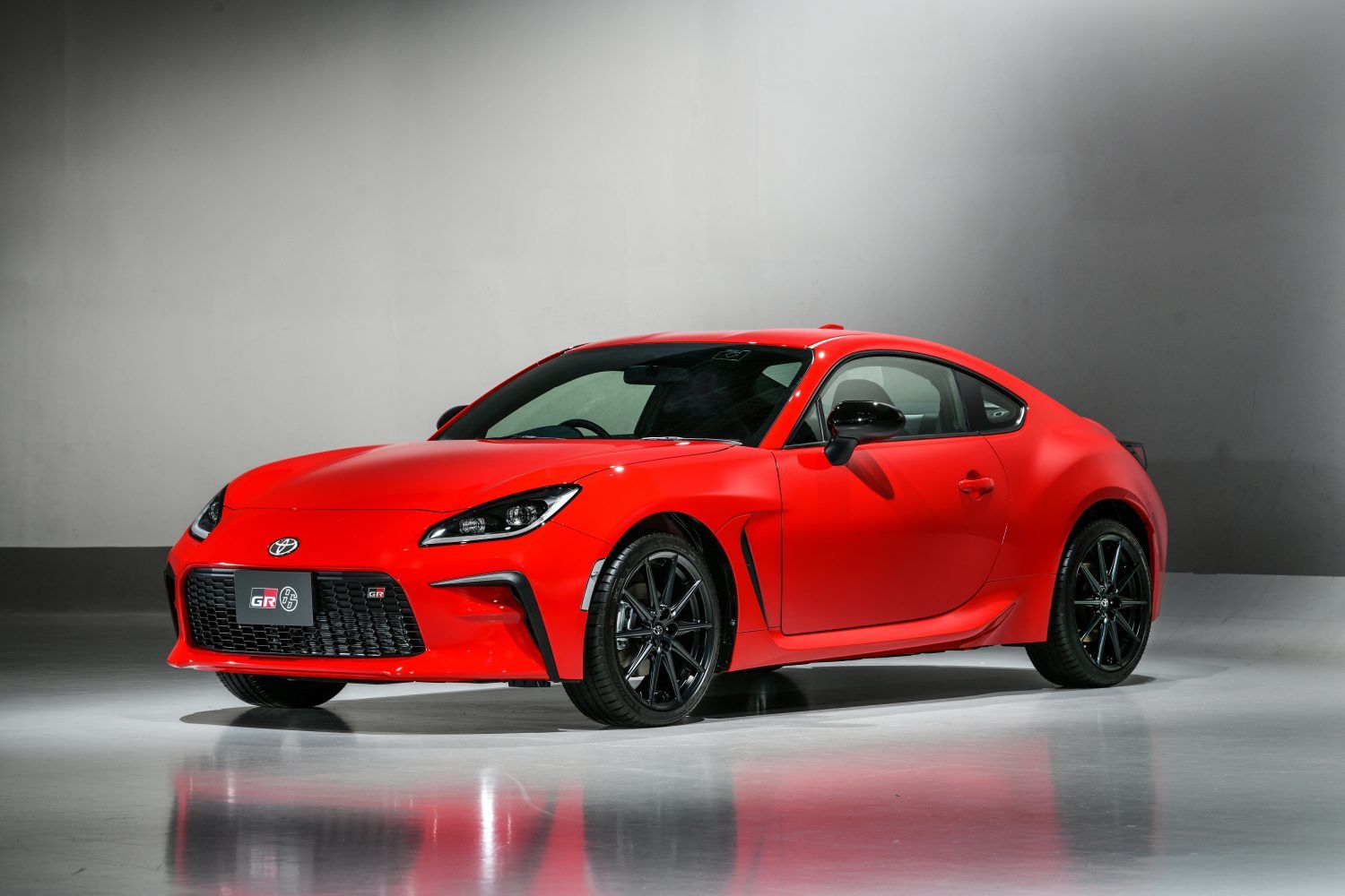 2020 Toyota 86, red coupe
