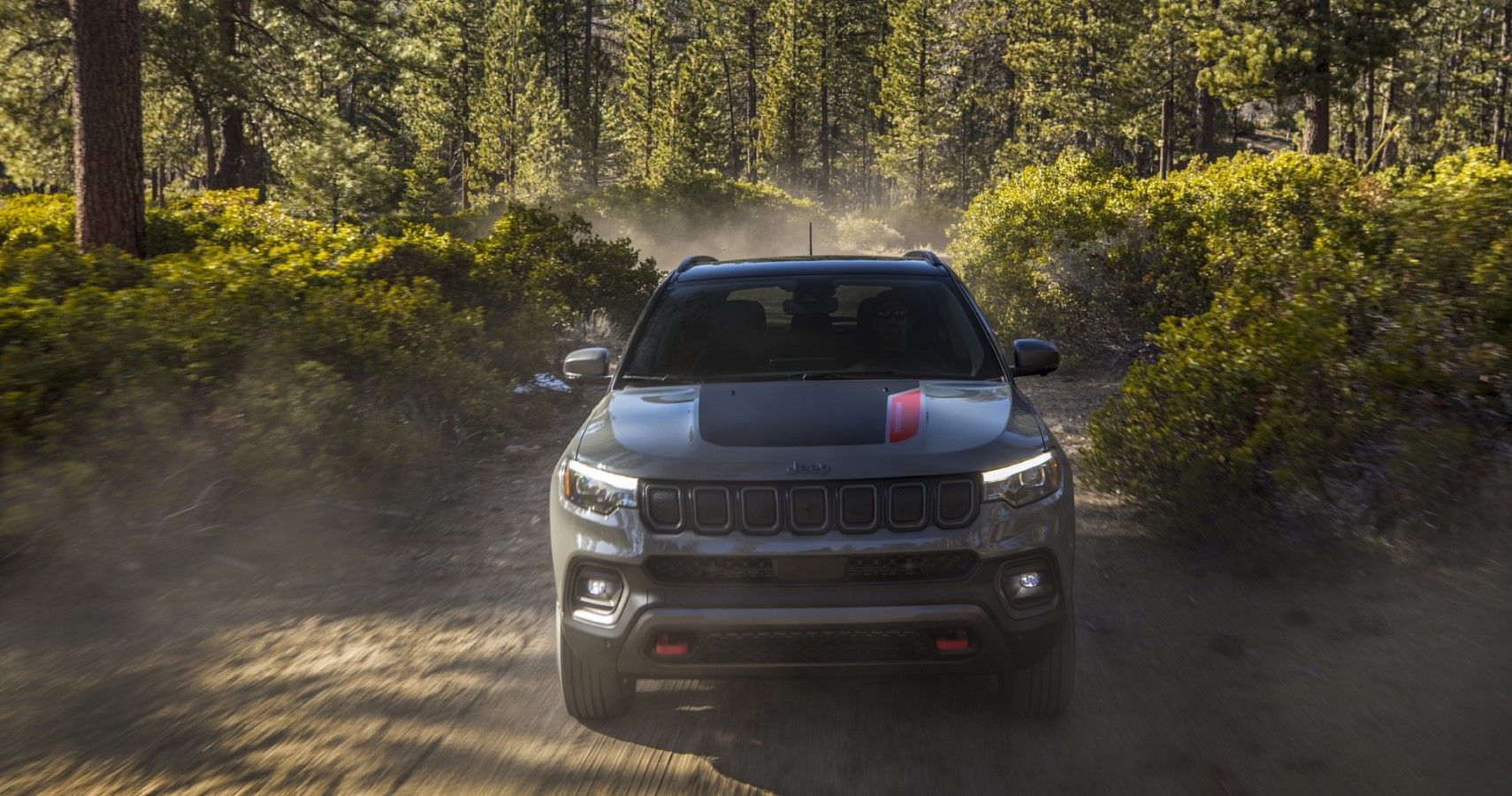 2022 Jeep Compass Trailhawk front view