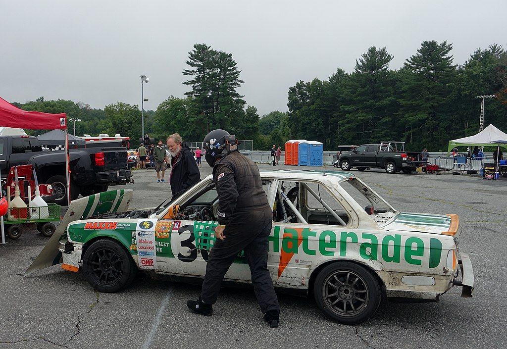 This Is The Funniest Car To Appear At The 24 Hours Of LeMons Flipboard