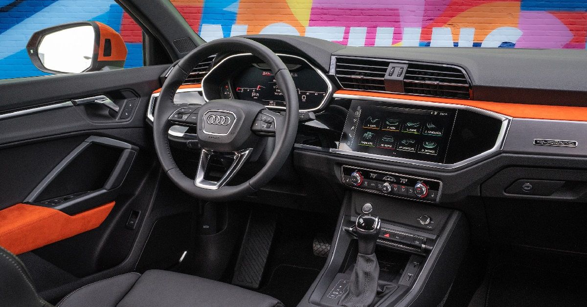 2022-Audi-Q3-interior