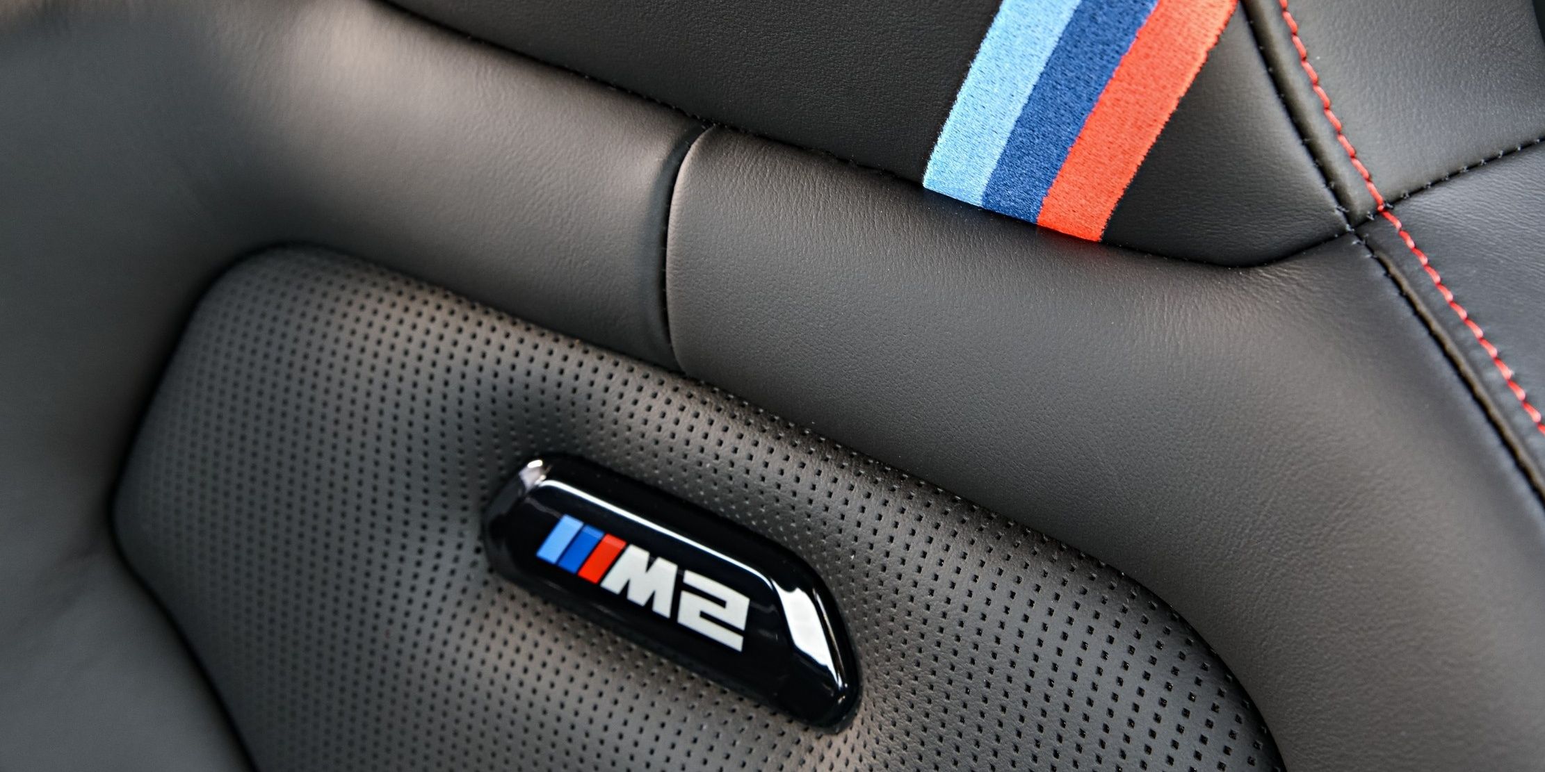 BMW M2 CS