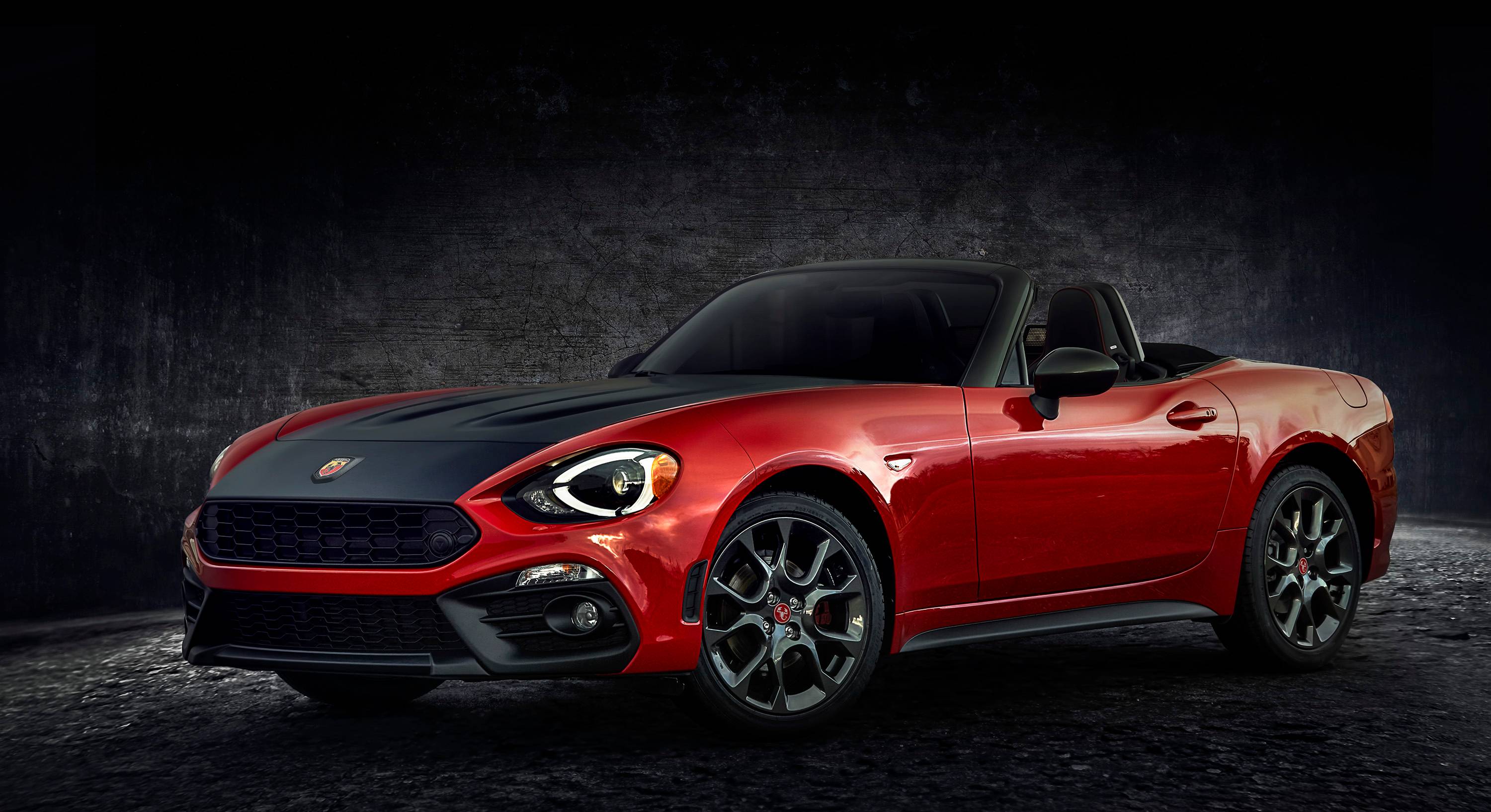 These Are Our Favorite Features Of The Fiat 124 Spider Abarth