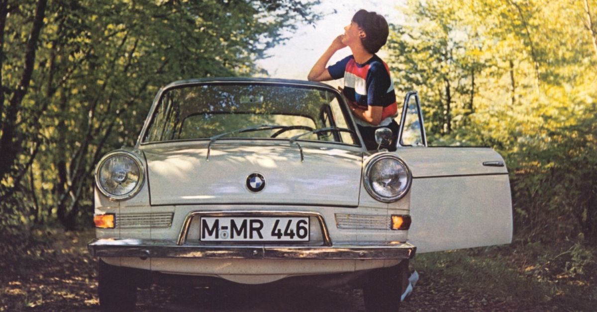 BMW 700 Featured Image