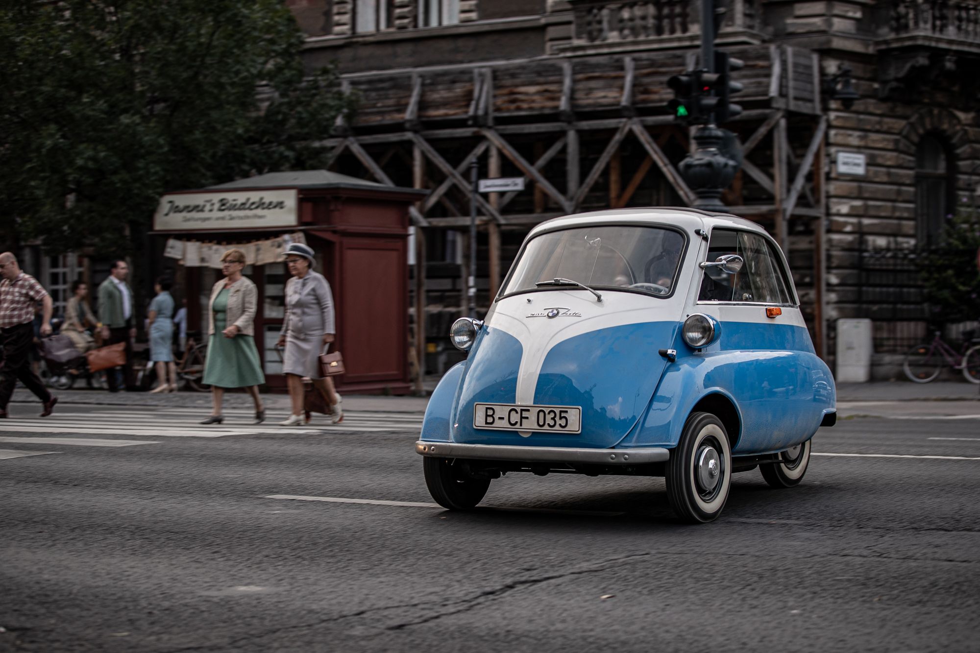 BMW Isetta Bubble Car In White And Blue