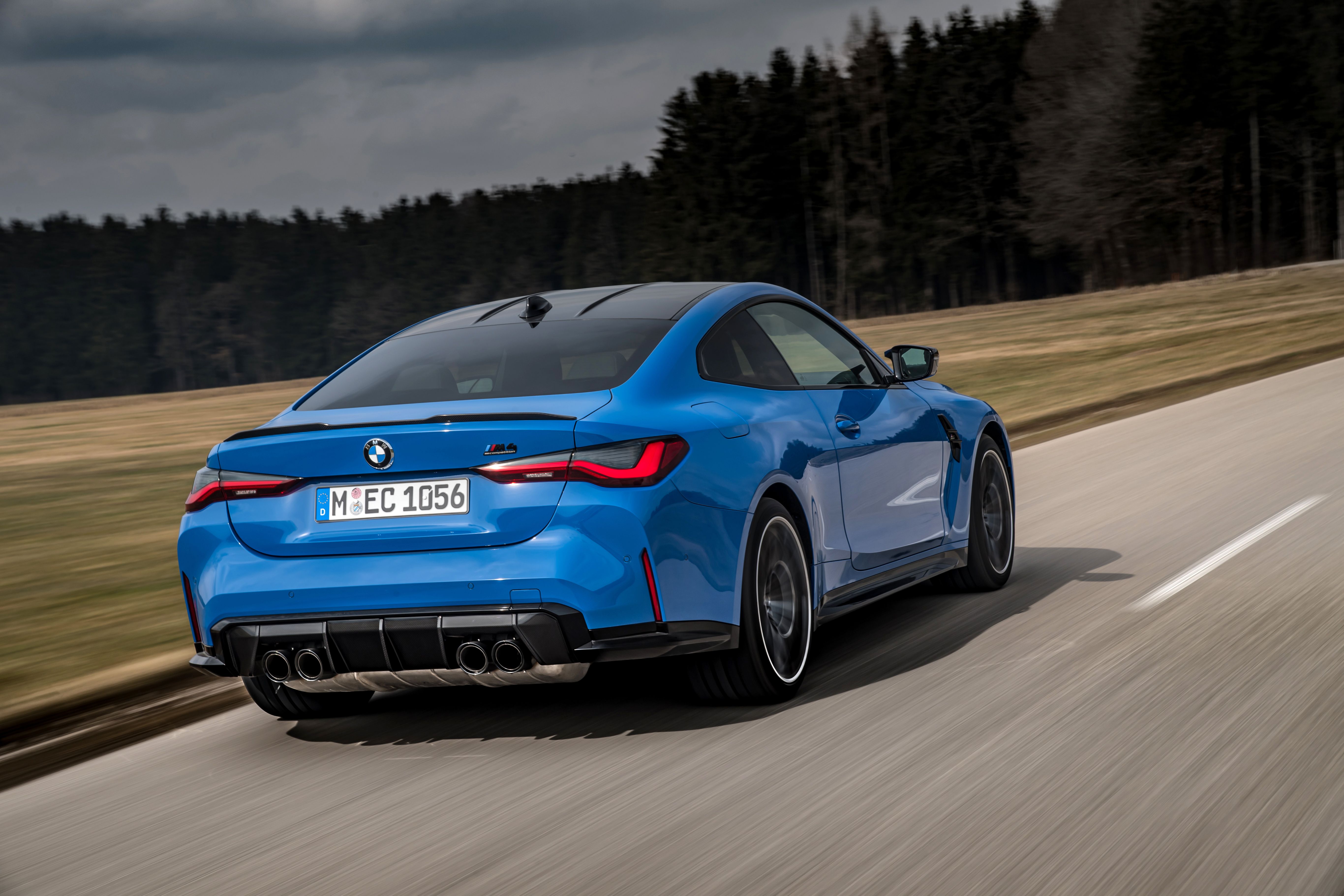 P90416627_highRes_the-all-new-bmw-m4-c