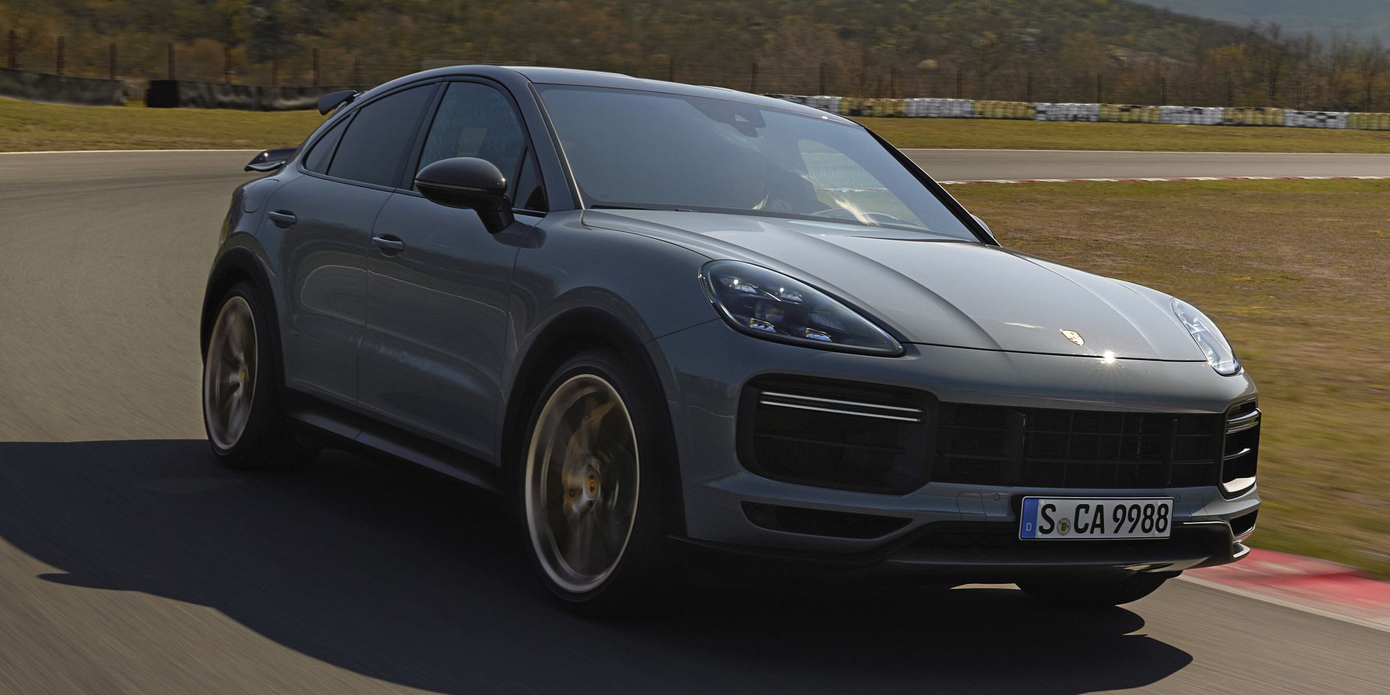 The front of the Cayenne Turbo GT on the move