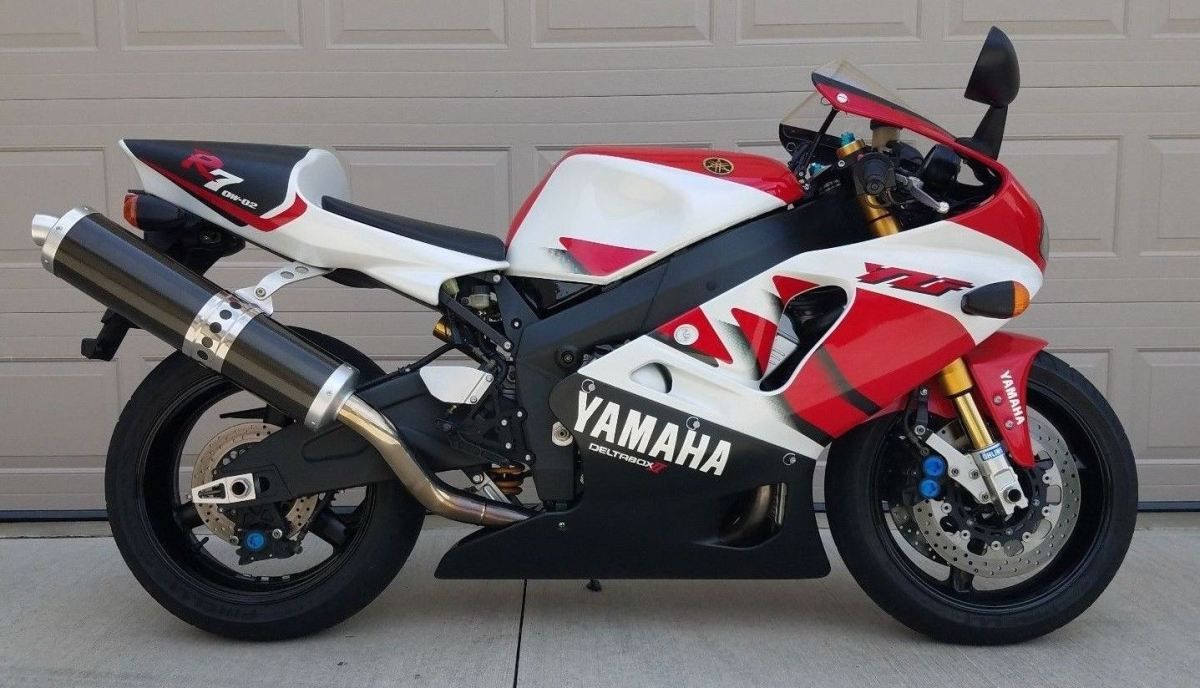 Yamaha-R7-3