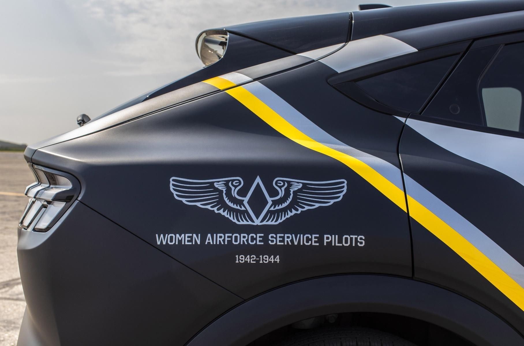 women-airforce-service-pilots-mustang-custom-by-ford