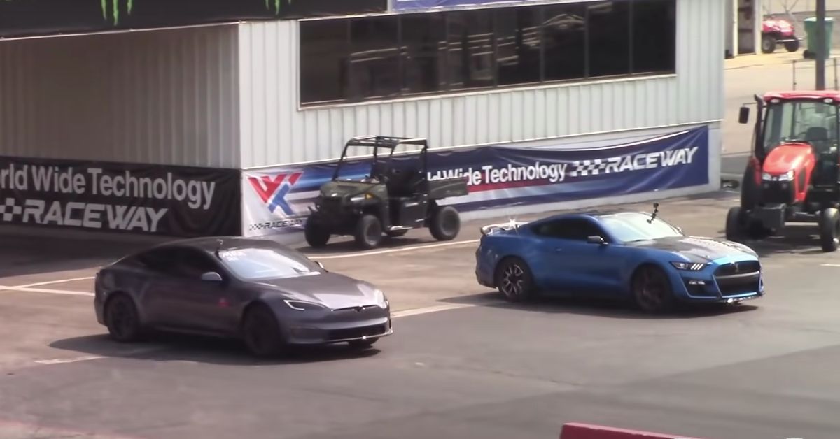 1000 HP Shelby GT500 Is Faster Than The Tesla Model S Plaid 