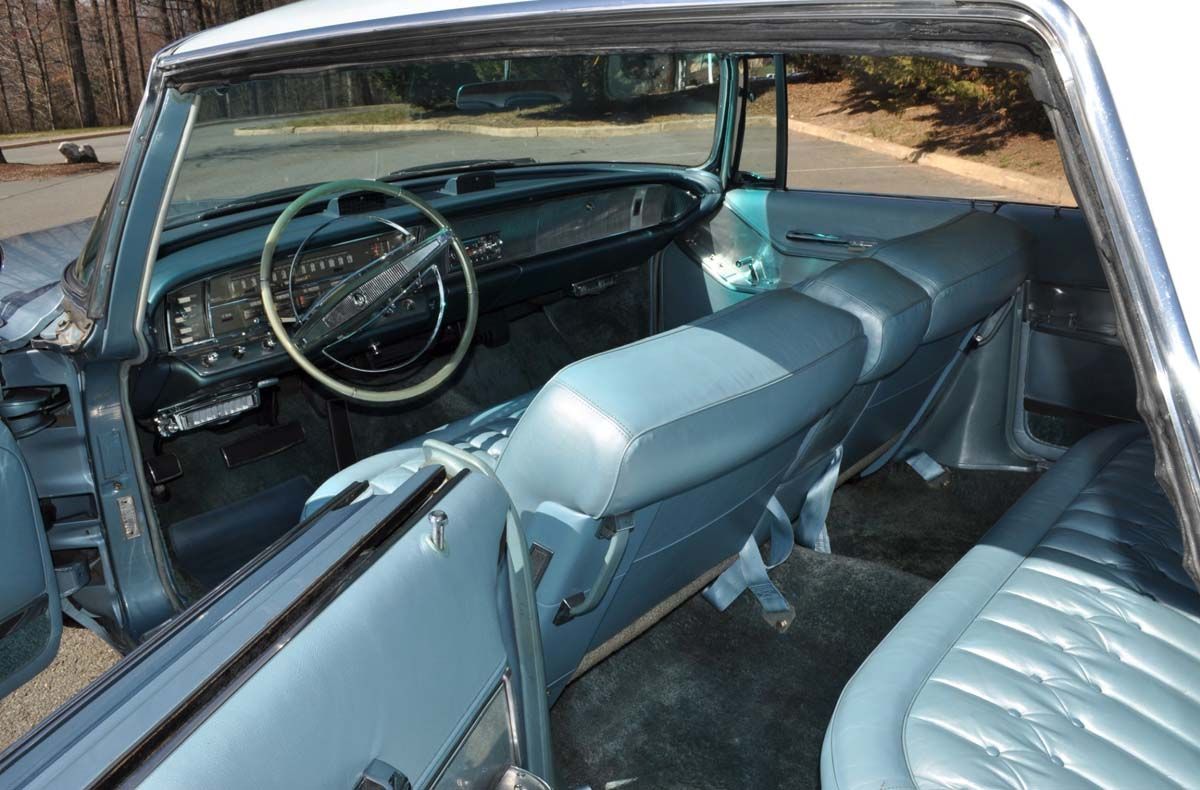 1964 Chrysler Imperial Interior View 