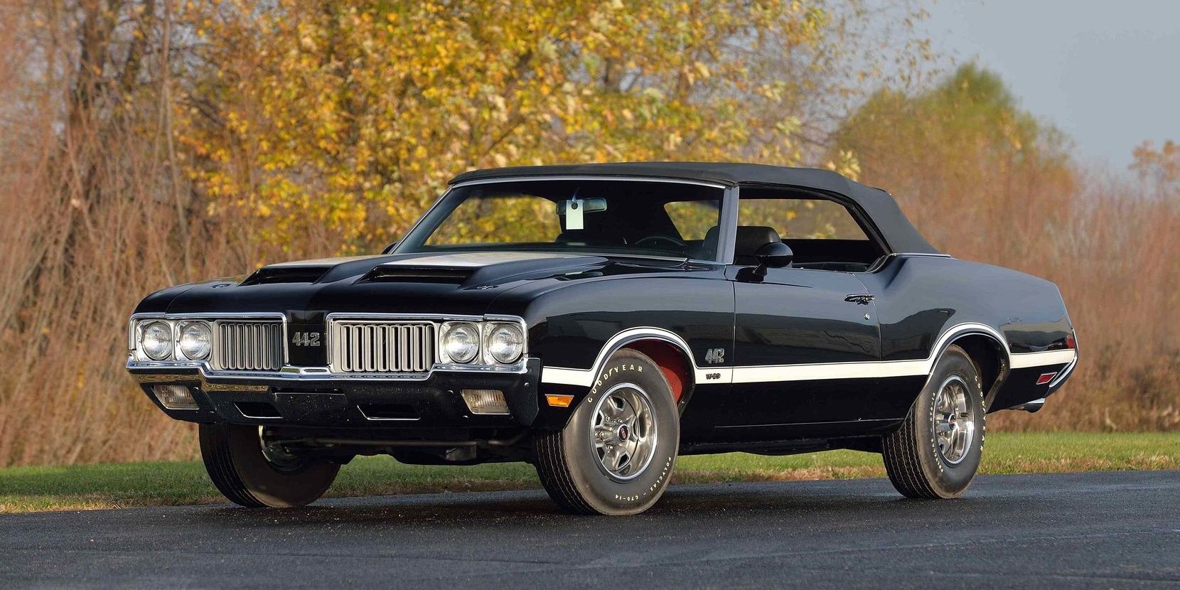 1970 Oldsmobile 442 W-30 2 Cropped