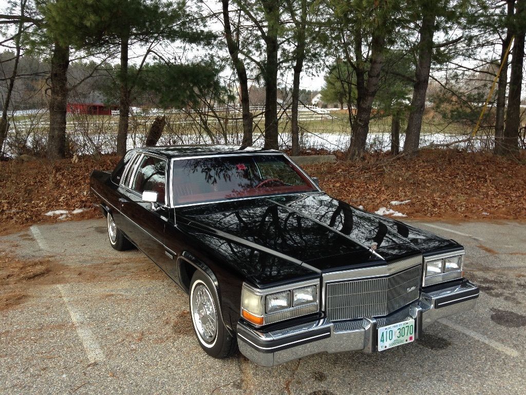 1983 Cadillac Coupe deVille