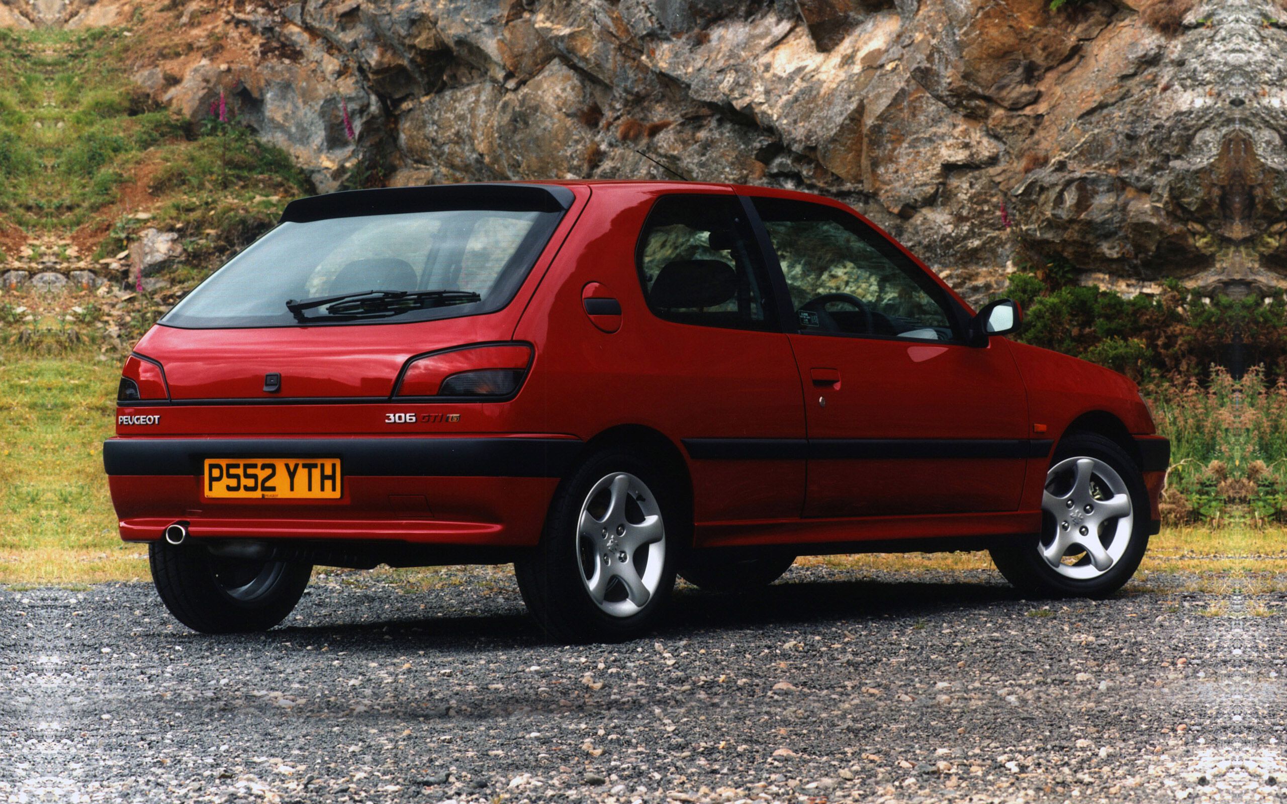 1997-Peugeot-306-GTi-6-002-1600