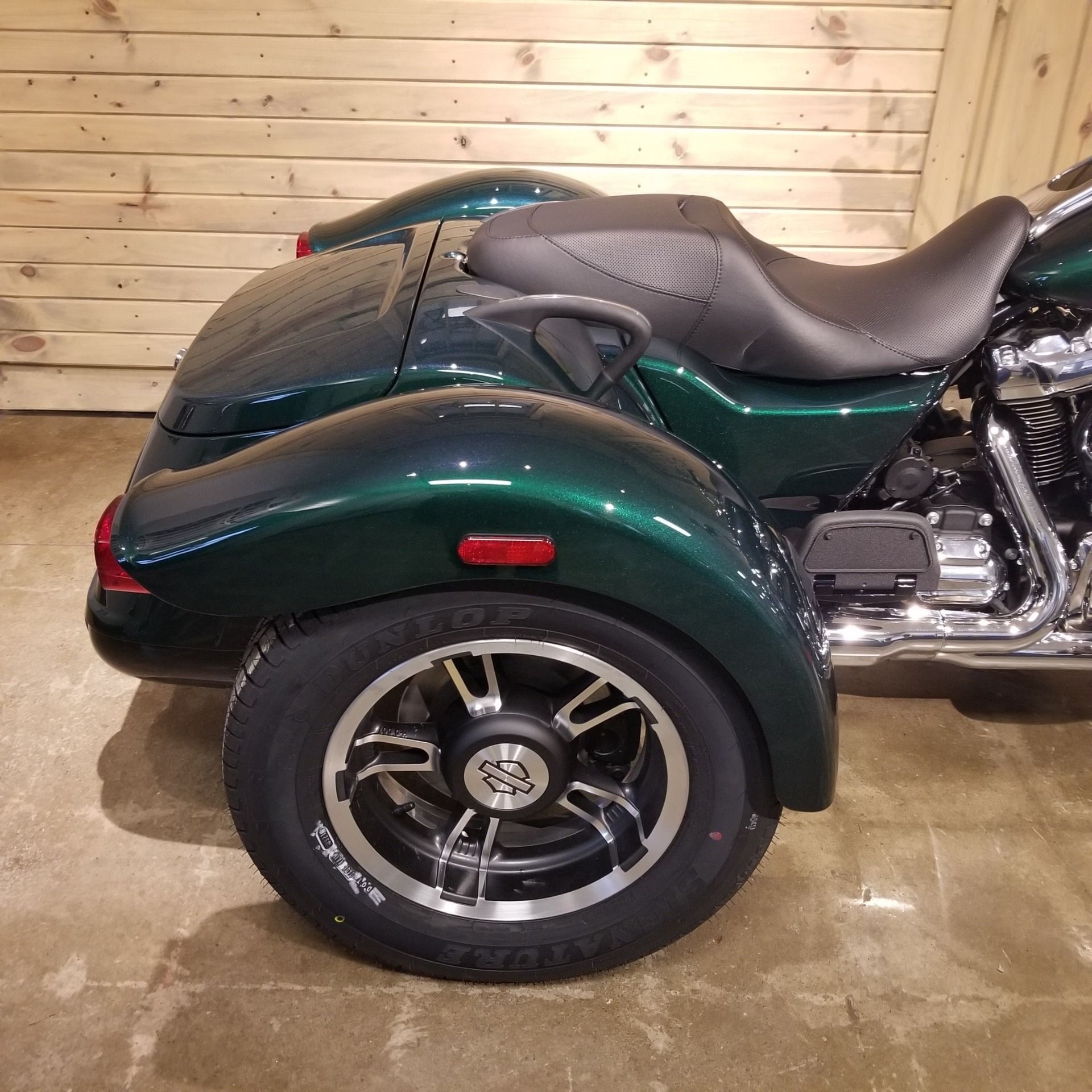 Harley trikes online 2021