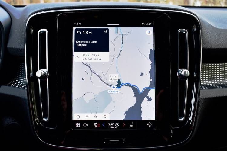 2021-XC40-Recharge-Infotainment.jpg?q=50