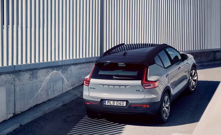 2021-XC40-Recharge-Rear-2021-XC40-Rechar