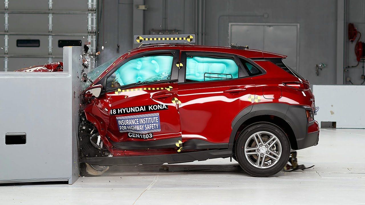 2021.2020 Hyundai Kona Crash Via IIHS