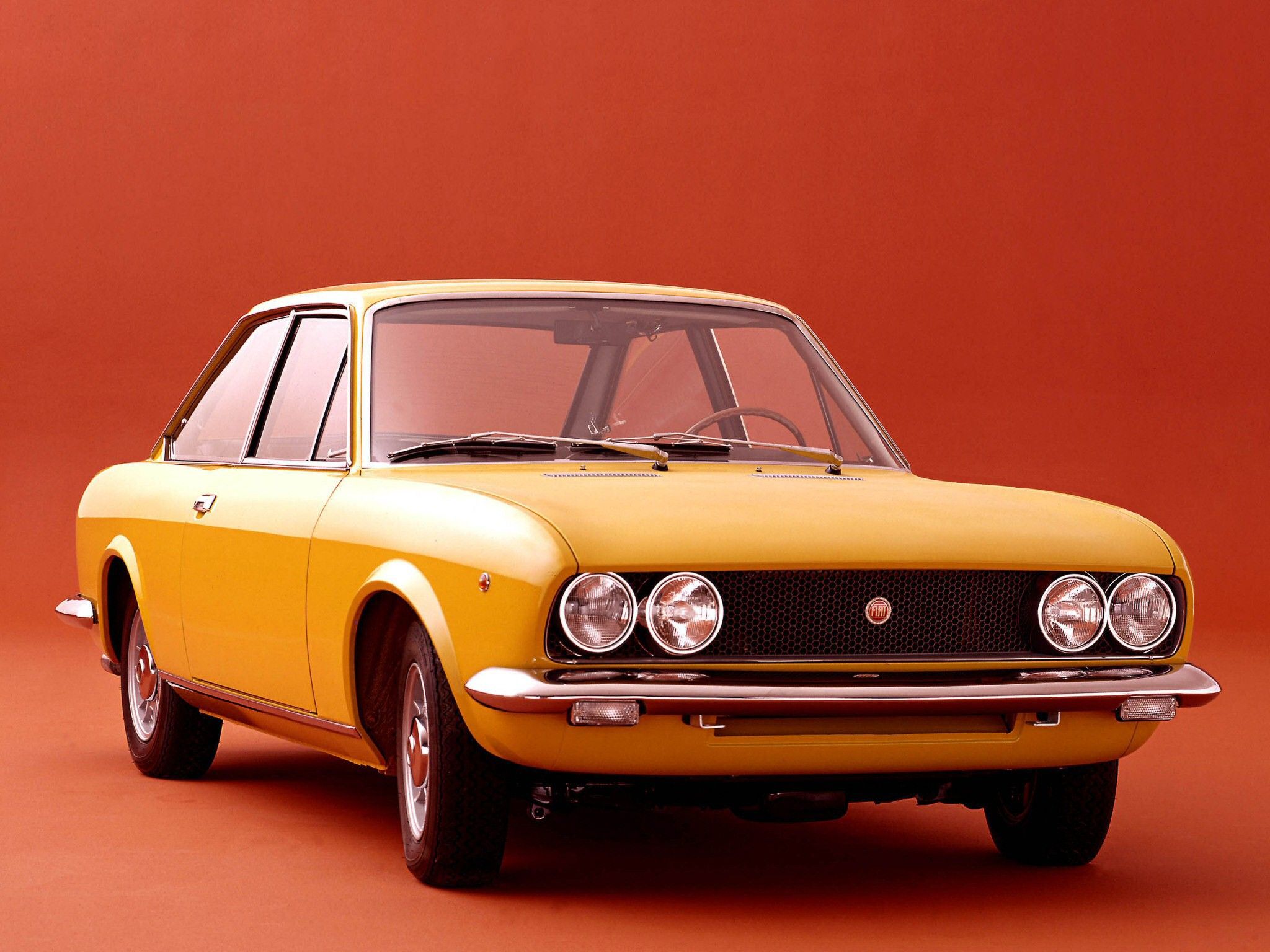 FIAT-124-Sport-Coupe-BC-2372_8