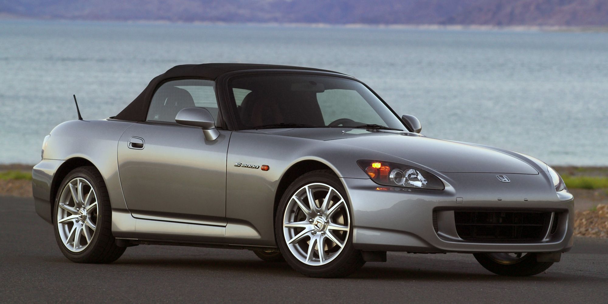 Front 3/4 view of the AP2 S2000 in silver