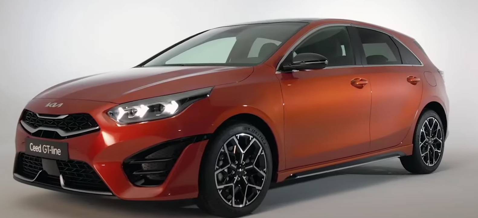 The New Kia Ceed And Ford Focus Both Offer Great Safety Features Here S Which One We Prefer