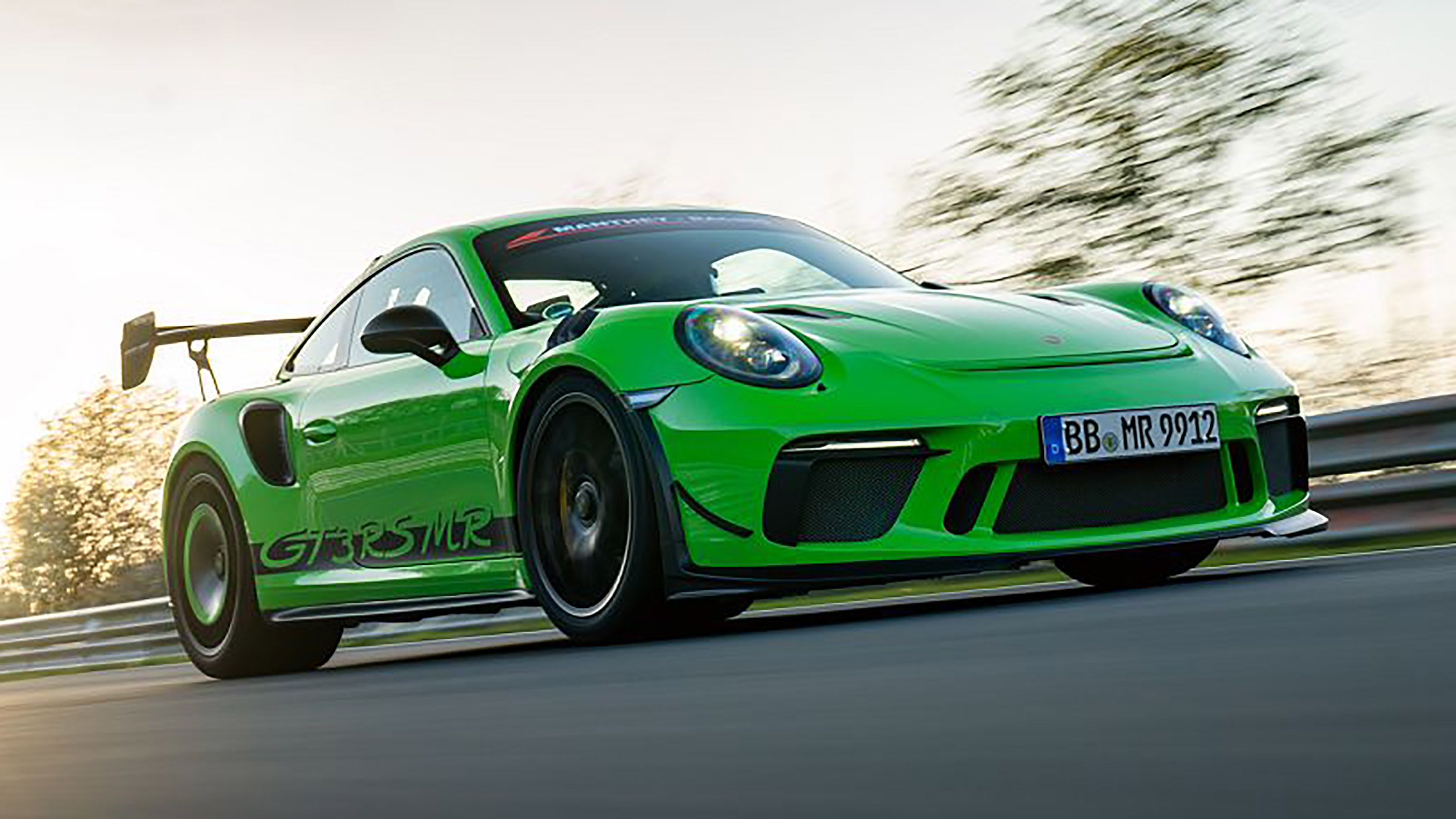 A Look Back At The Porsche 911 GT3 RS MR By Manthey-Racing