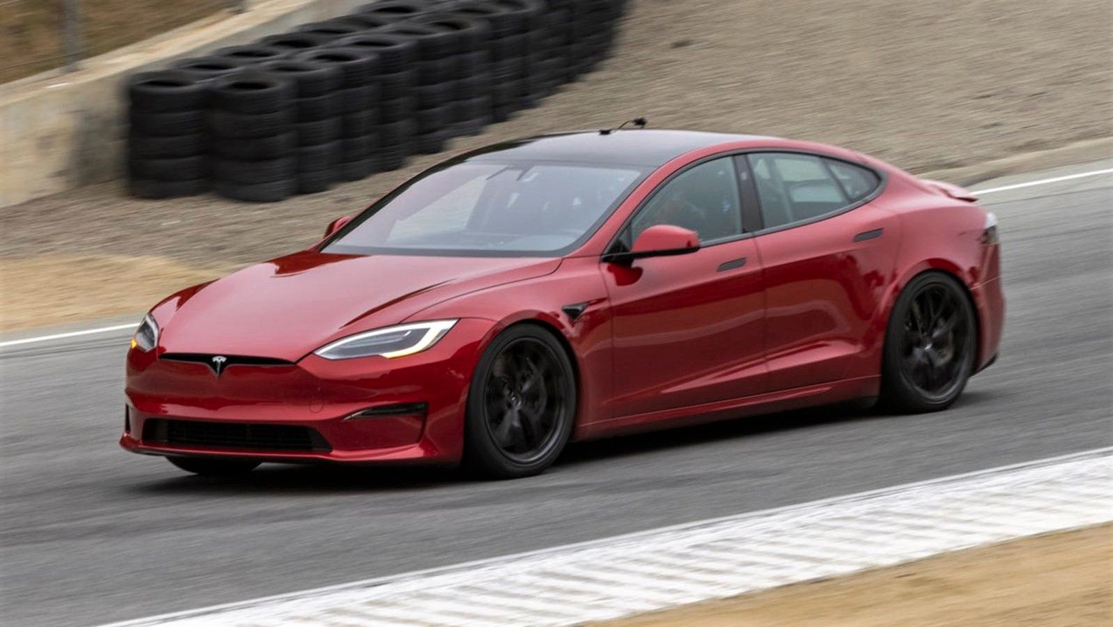 Tesla Model S Plaid Red
