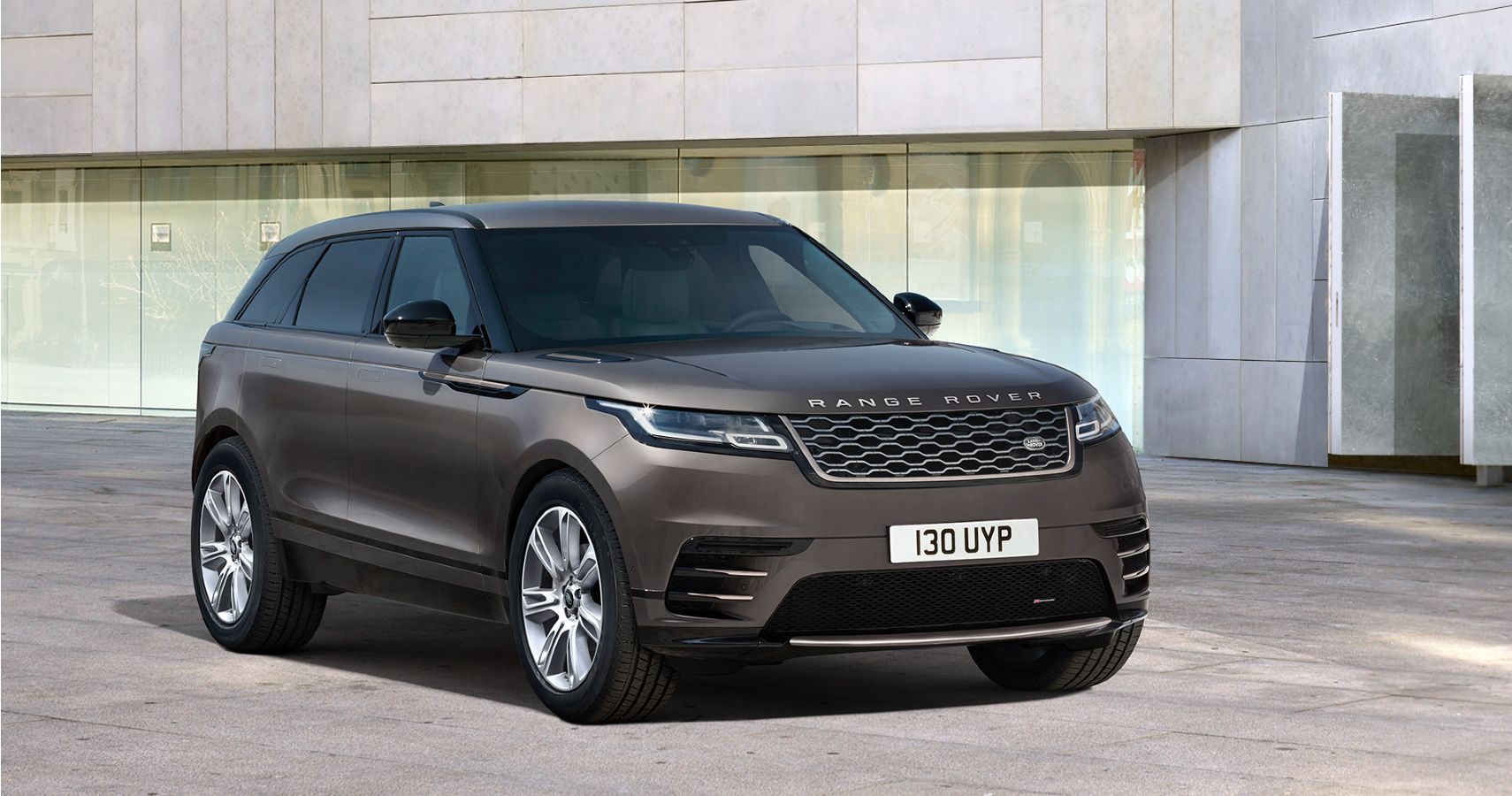 Here’s What’s Special About The New Range Rover Velar Auric Edition