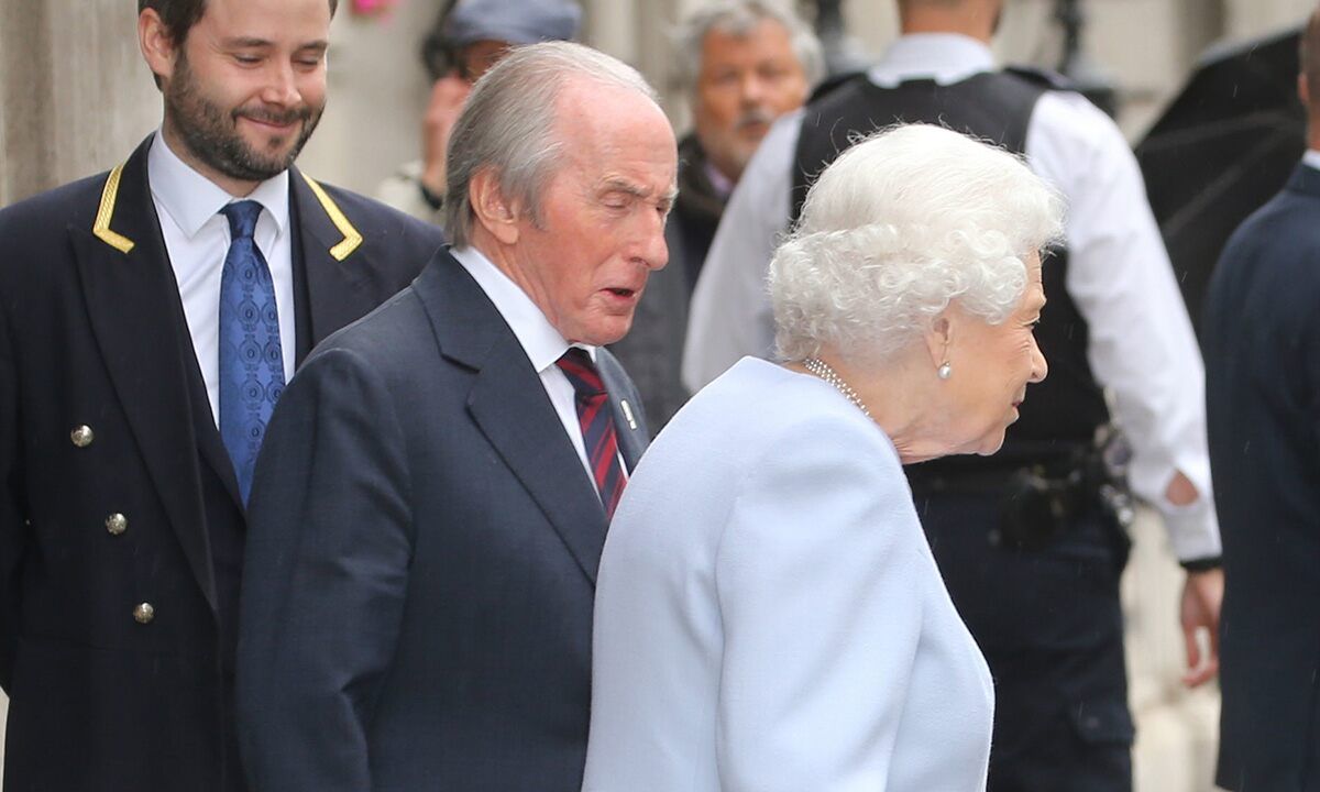 jackie-stewart-and-the-queen