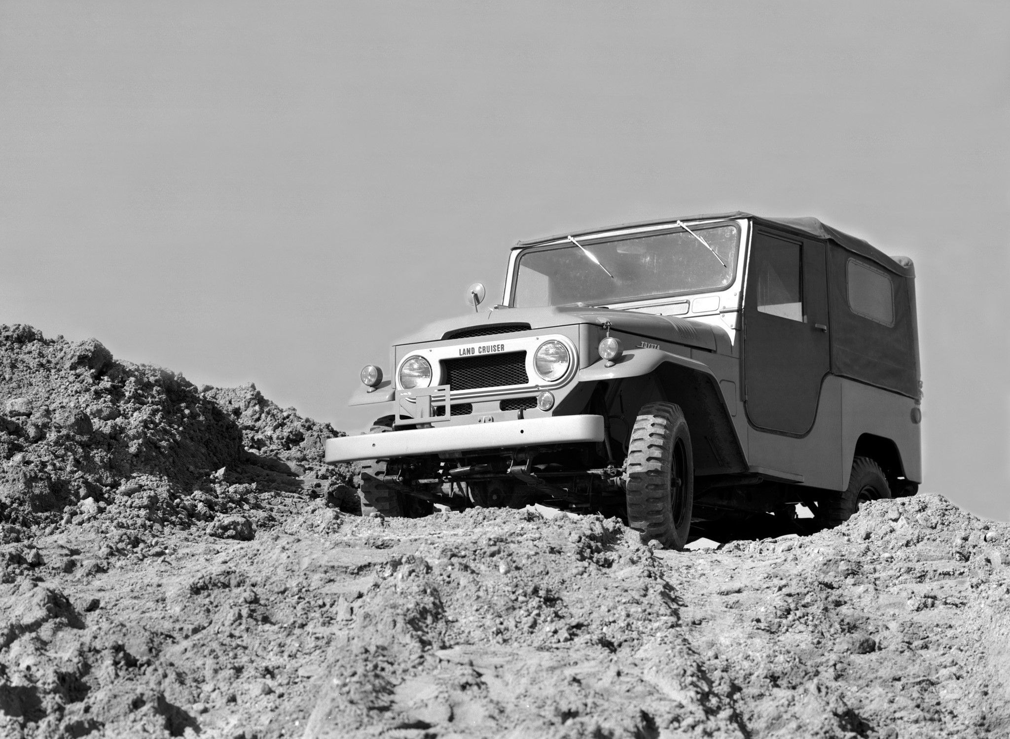 pictures_toyota_land-cruiser_1960_2
