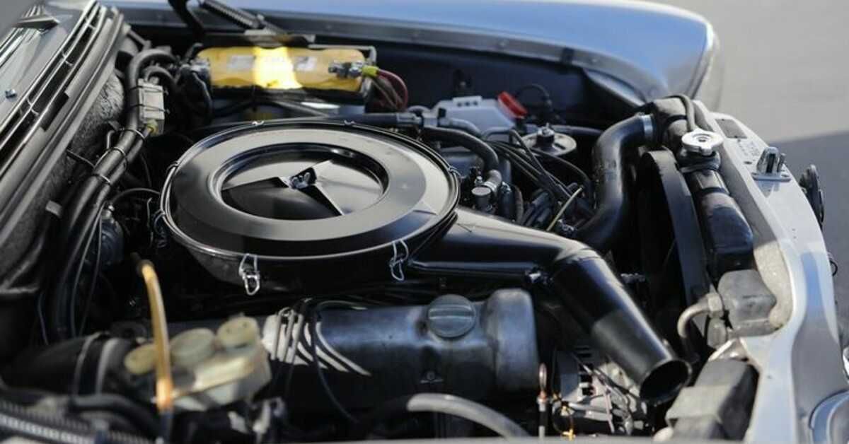 Classic Mercedes Benz Engine