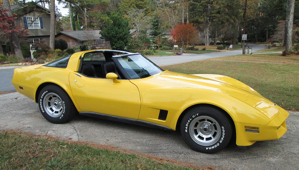 1980-Chevrolet-Corvette-305-California-1