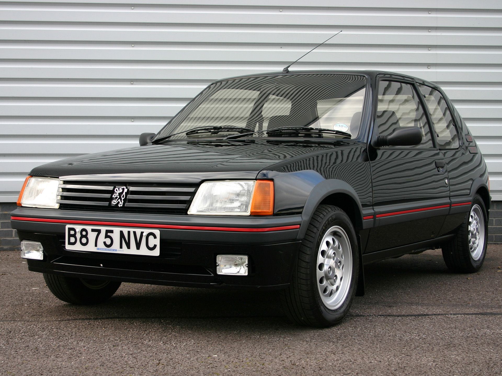 1984-Peugeot-205-GTI-001-1440