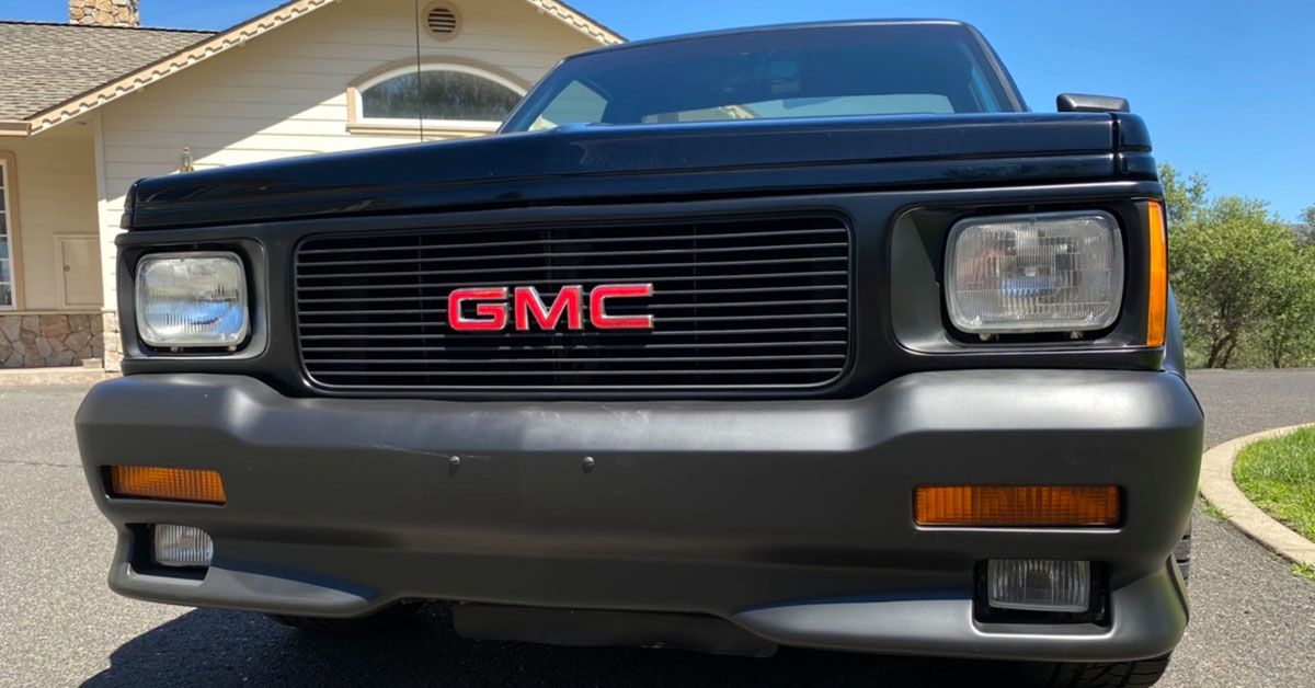 1991 GMC Syclone Front View 
