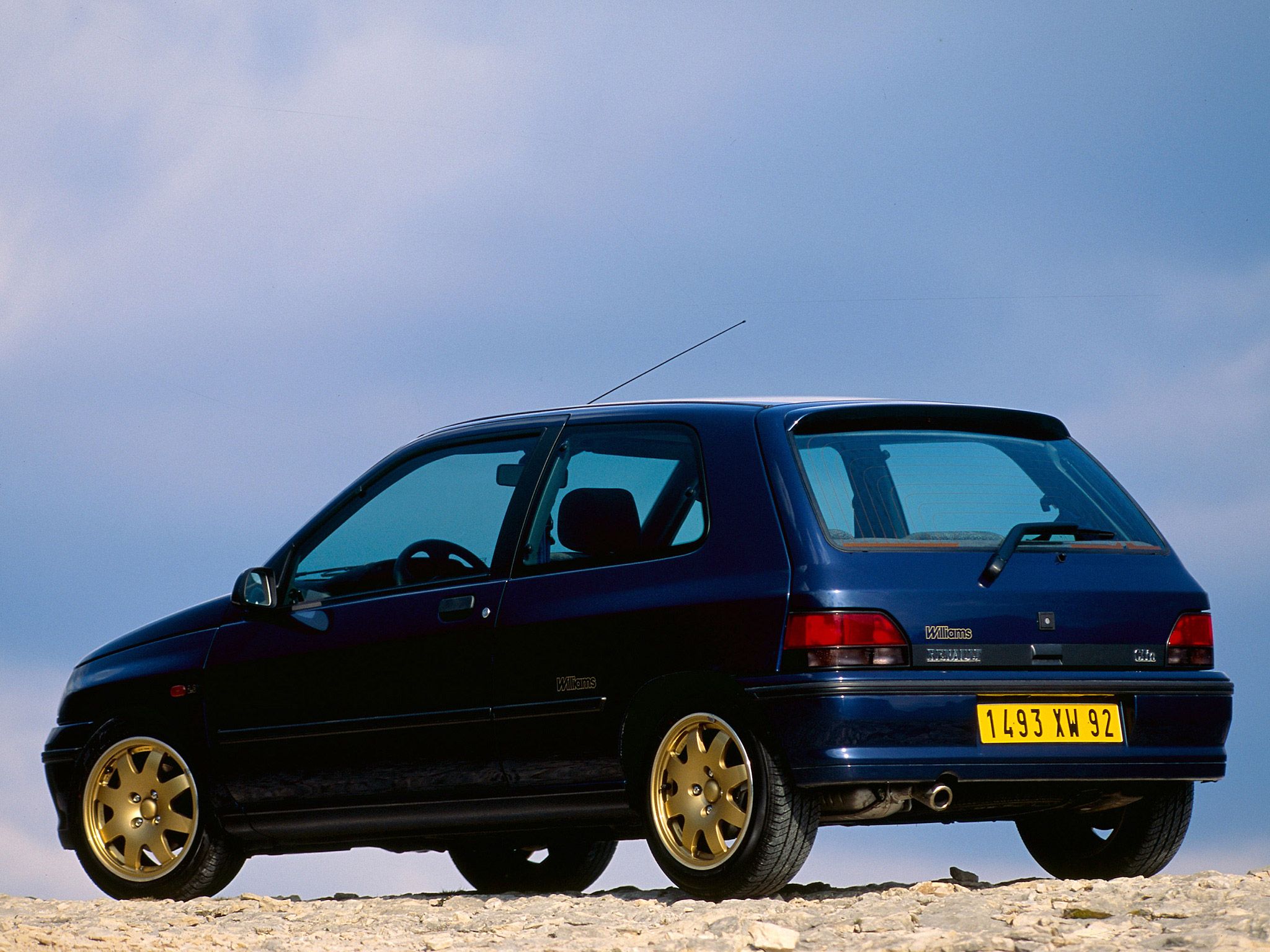 1993-Renault-Clio-Williams-004-1536