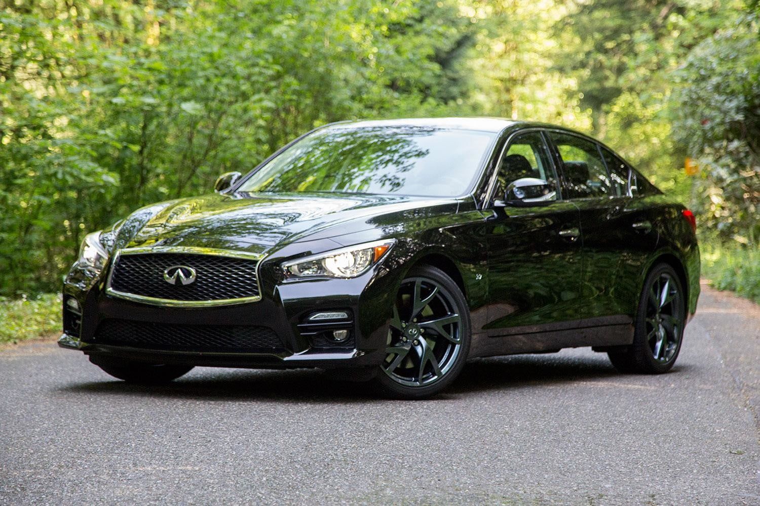 2014 Infiniti Q50 In Black Front View
